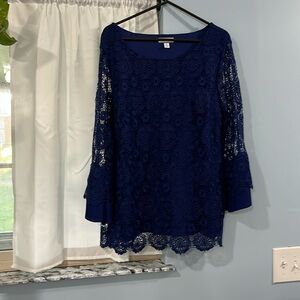 Blouse Blue lace